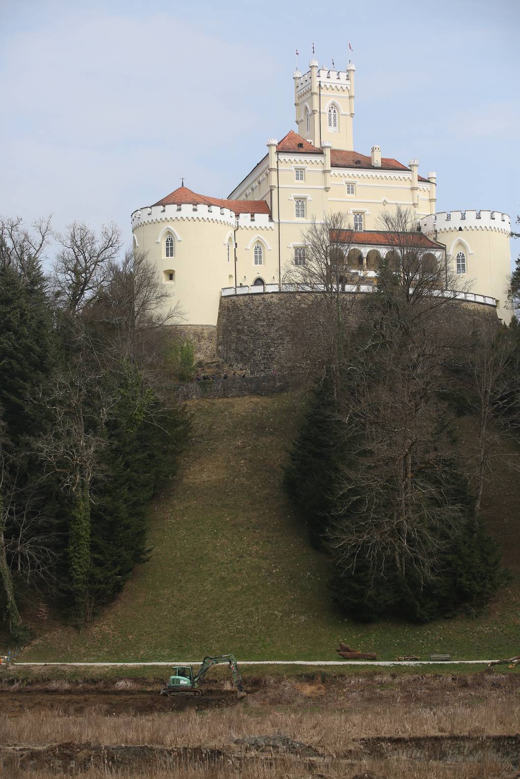 FOTO Na Trakošćanskom jezeru bageri rade punom parom Evo kad bi radovi