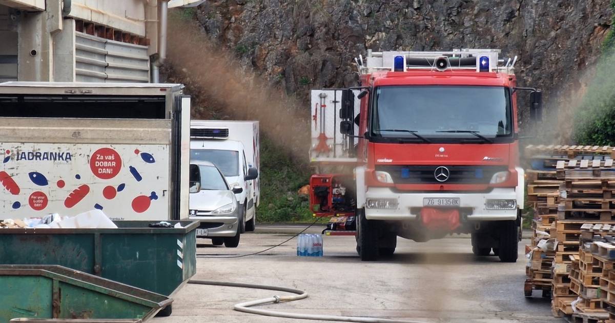 Evakuirali Su Du An Na Malom Lo Inju Zbog Curenja Amonijaka Sata