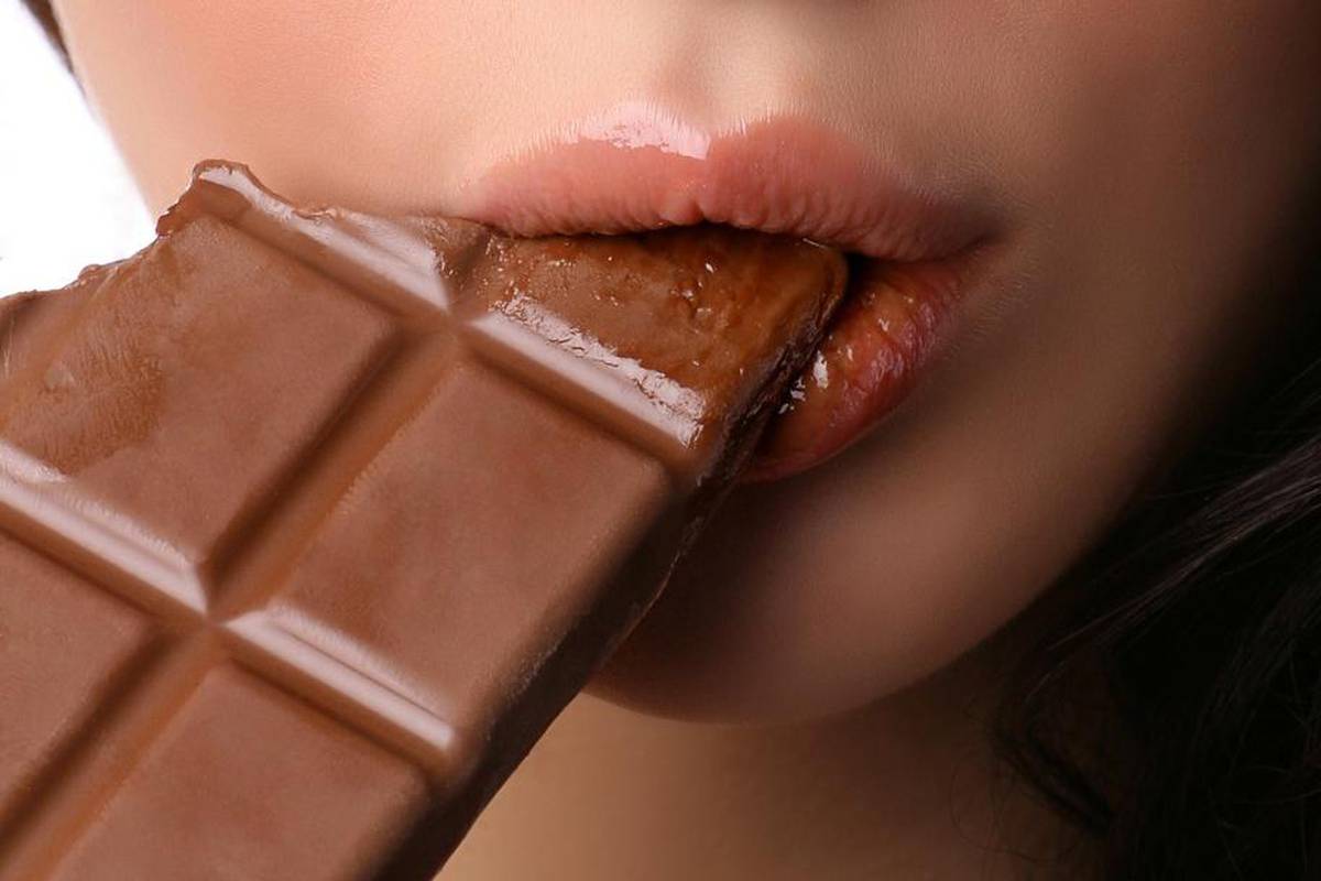 Сексуальная шоколадка отдалась