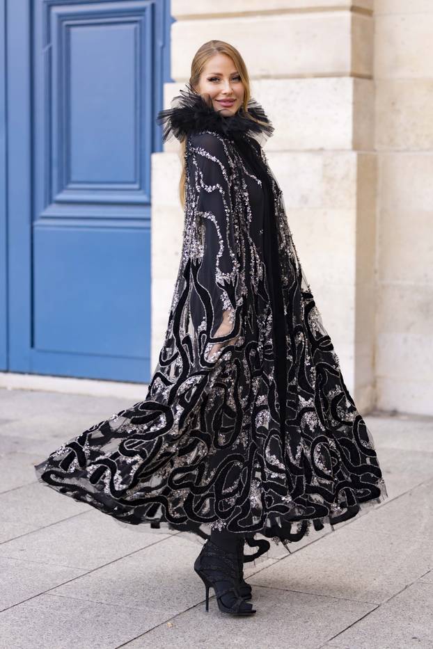 Ekskluzivno s Pariškog tjedna mode: Anna Wintour otrčala je s revije kako bi izbjegla ljude...