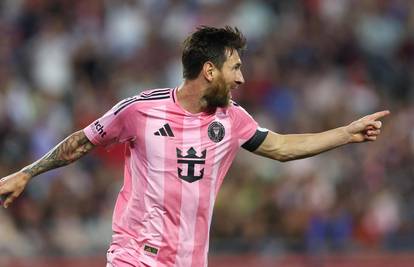VIDEO Čudesni Messi zabio dva gola i oborio zanimljiv rekord!