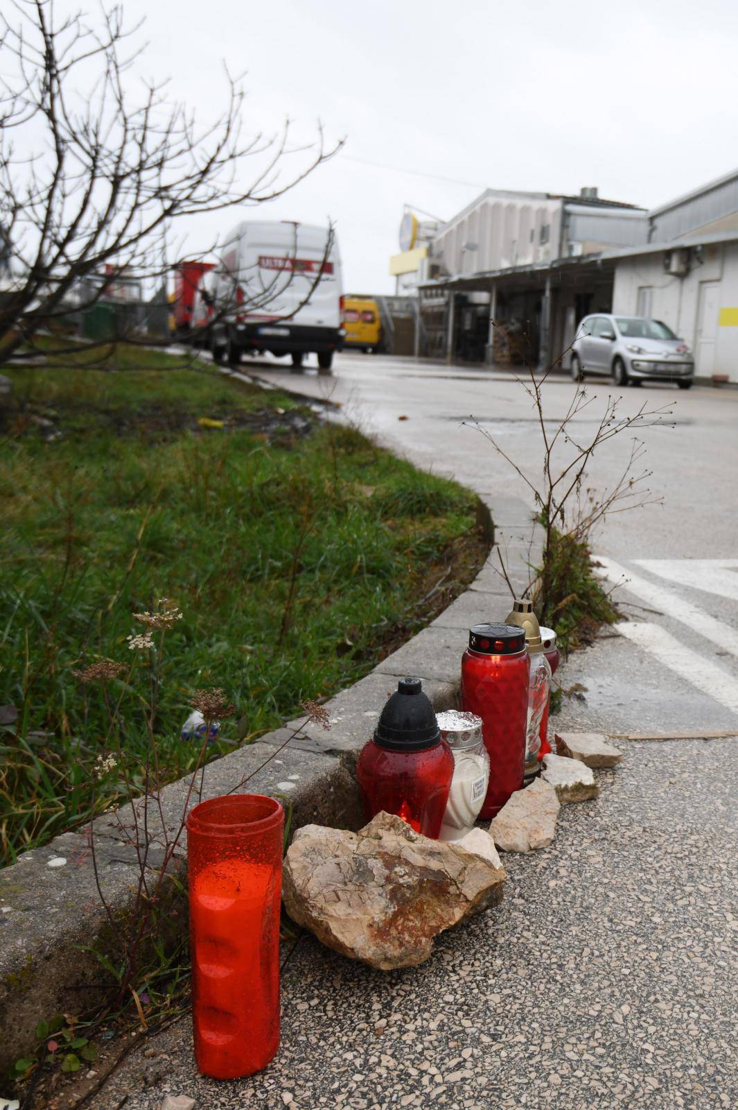 U Vodicama zapaljene svijeće nakon stravičnog četverostrukog ubojstva