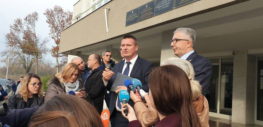 Radnici Đure Đakovića izašli su na ulice, traže plaće za listopad