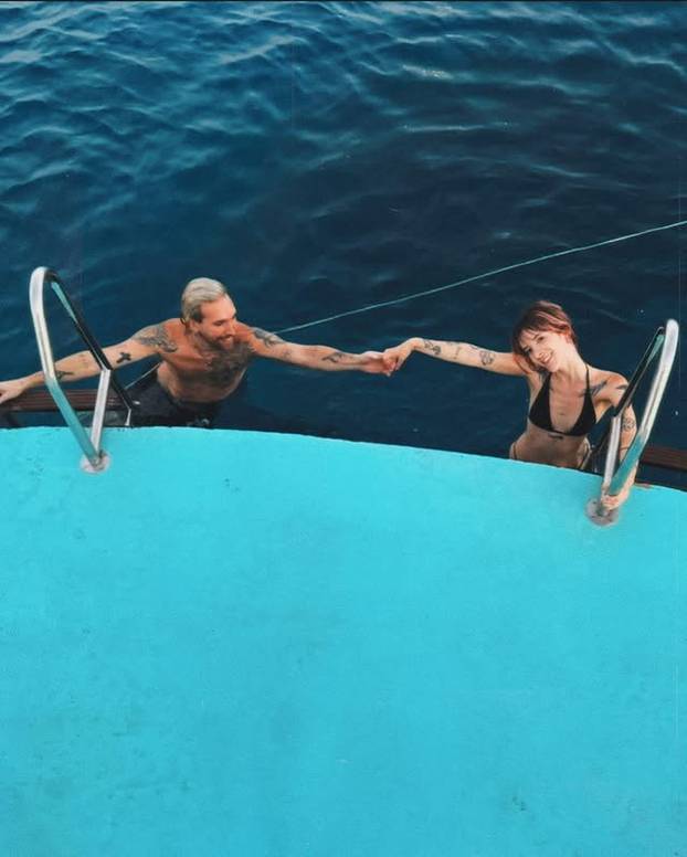 FOTO Puna je tetovaža i nema dlake na jeziku: Evo što govori o privlačnosti i samopouzdanju