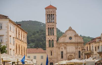 Hvar: Biskupija objavila imena dvojice svećenika optuženih za pedofiliju. 'Molimo oprost...'
