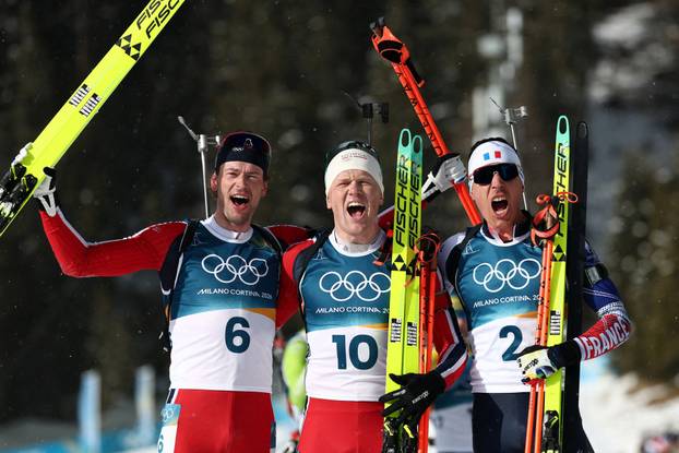 Biathlon - Men's 15km Mass Start