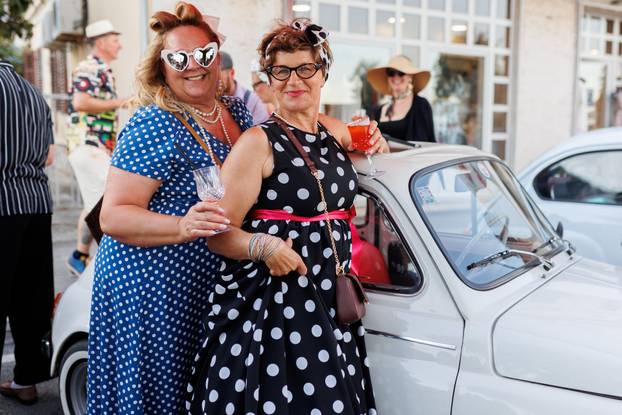 Manifestacija RetroOpatija