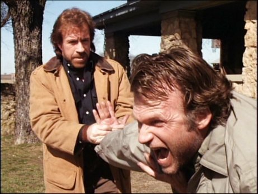 Otkriveno kako je Chuck Norris proveo zadnje sate prije smrti