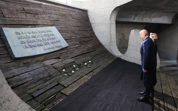 Komemoracija "Sjećanje za budućnost" u Spomen-području Jasenovac