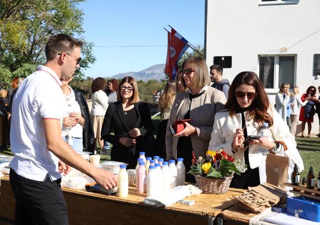 Pakovo Selo: Sve?ano obilježavanje Svjetskog dana seoskih žena