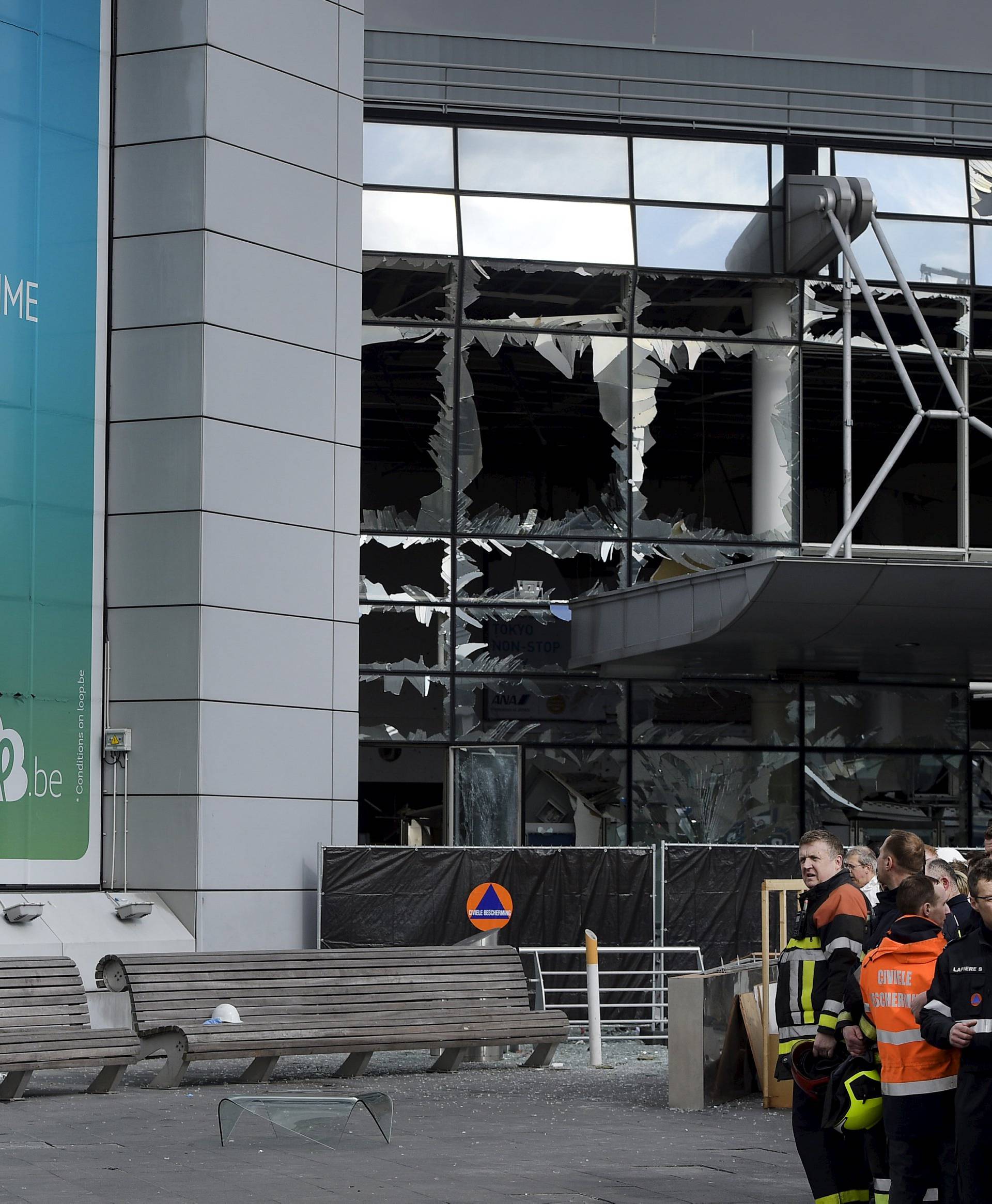 Zračna luka ostaje zatvorena, napadača optužili za terorizam