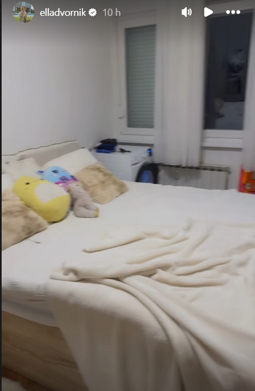 Ella Dvornik uhvatila se pospremanja, pokazala što se sve nalazi u njenom ormaru