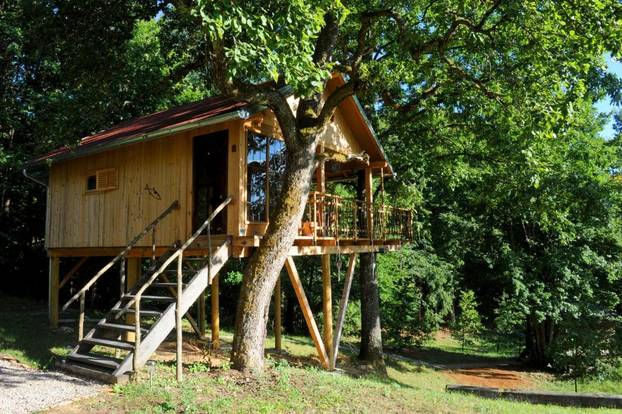 FOTO Ako trebate potpuni reset: Kućica na drvetu uz Mrežnicu nudi odmor za um i tijelo