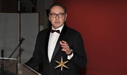 Kevin Spacey primio je nagradu za životno djelo u Italiji: 'Hvala što ste imali muda pozvati me!'