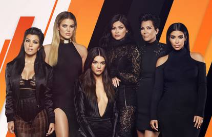 Svaka u svom stilu: Kakve su garderobe slavnih Kardashianki