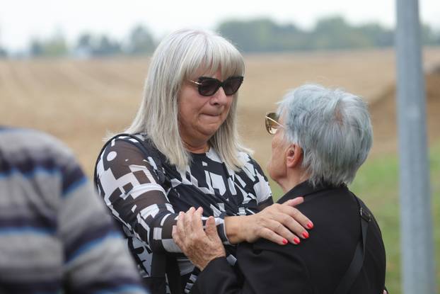 Vukovar: Ministar Tomo Medved obi&scaron;ao lokaciju kod Ov&ccaron;are gdje traju terenska istra&zcaron;ivanja u potrazi za posmrtnim ostacima osoba nestalih u Domovinskom ratu