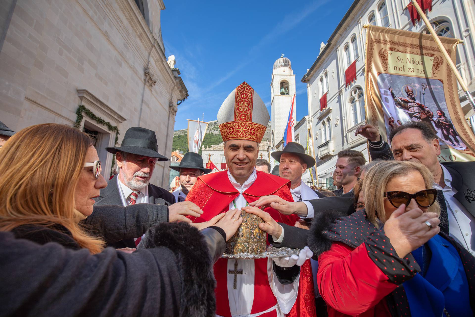 Dubrovnik: Euharistijsko slavlje pred gradskom katedralom na blagdan sv. Vlaha