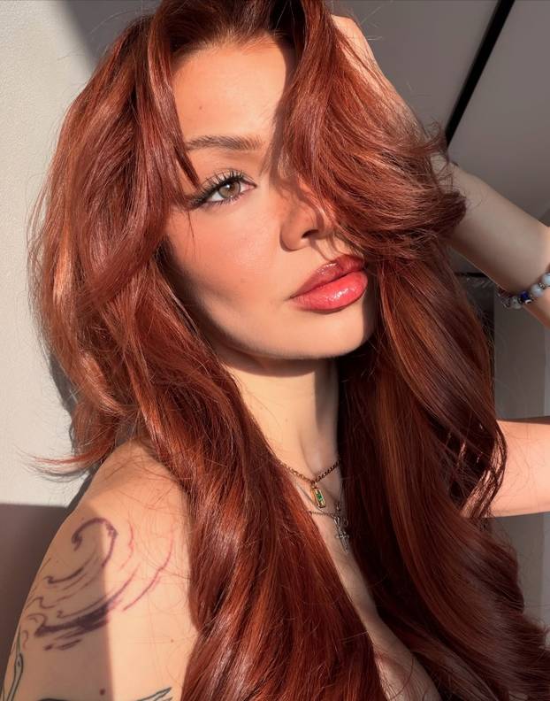 FOTO Najpoznatija Hrvatica na TikToku zaručila se za srpskog košarkaša. Pogledajte reakciju