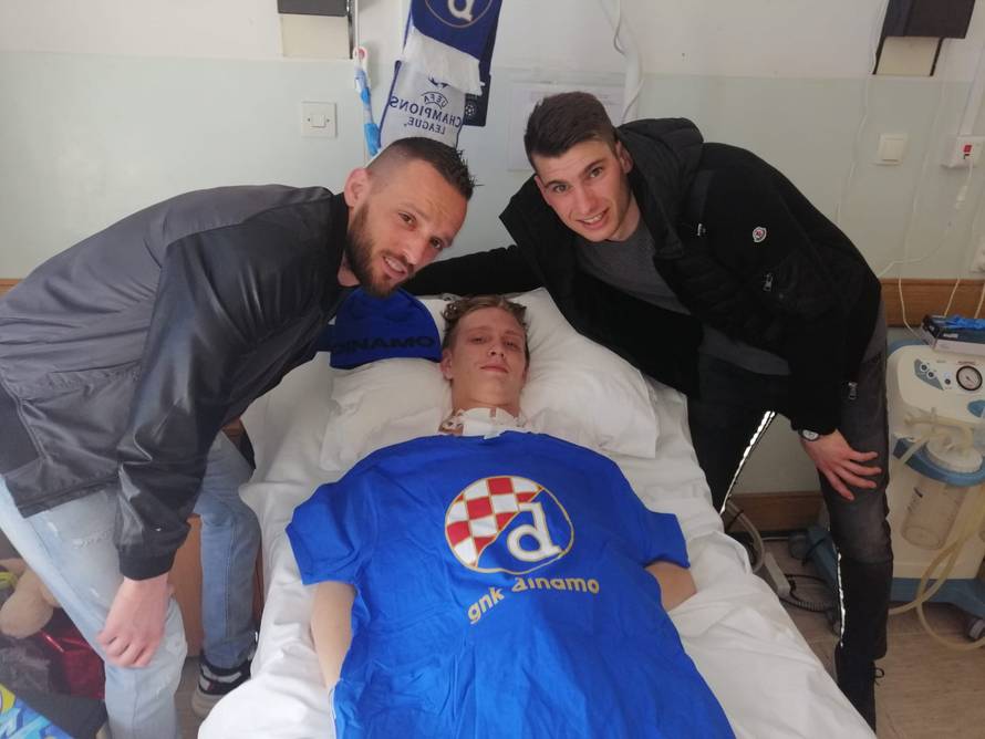 Dinamovi igrači skupili novac za liječenje svoga bivšeg golmana
