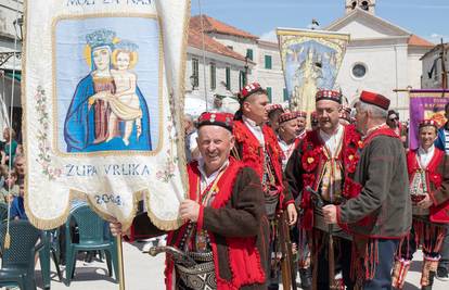 Jedinstvena smotra u Opuzenu: 'Njeguje se tradicija, poštuje Crkva, neka se to sve i nastavi'