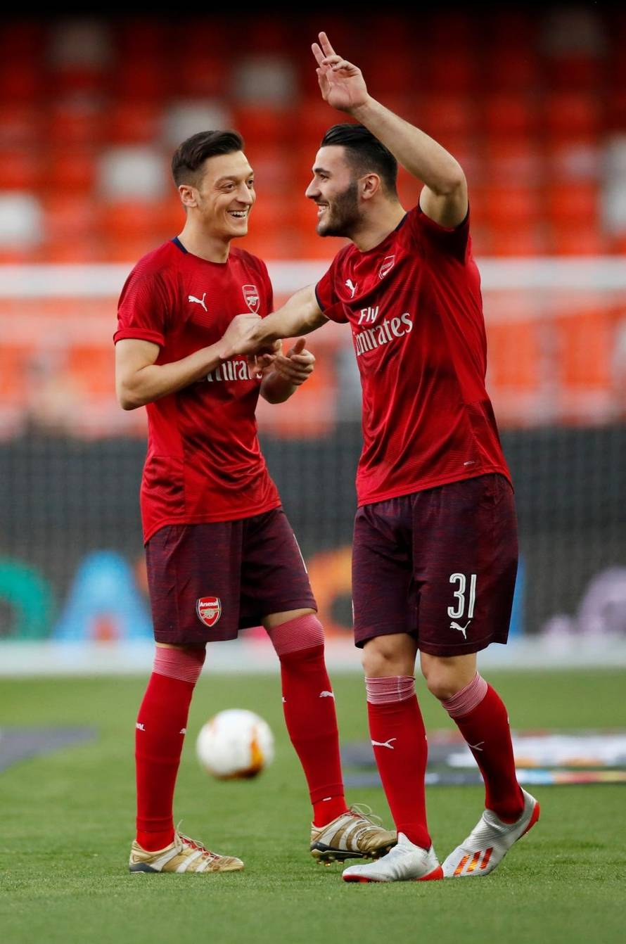 Europa League Semi Final Second Leg - Valencia v Arsenal