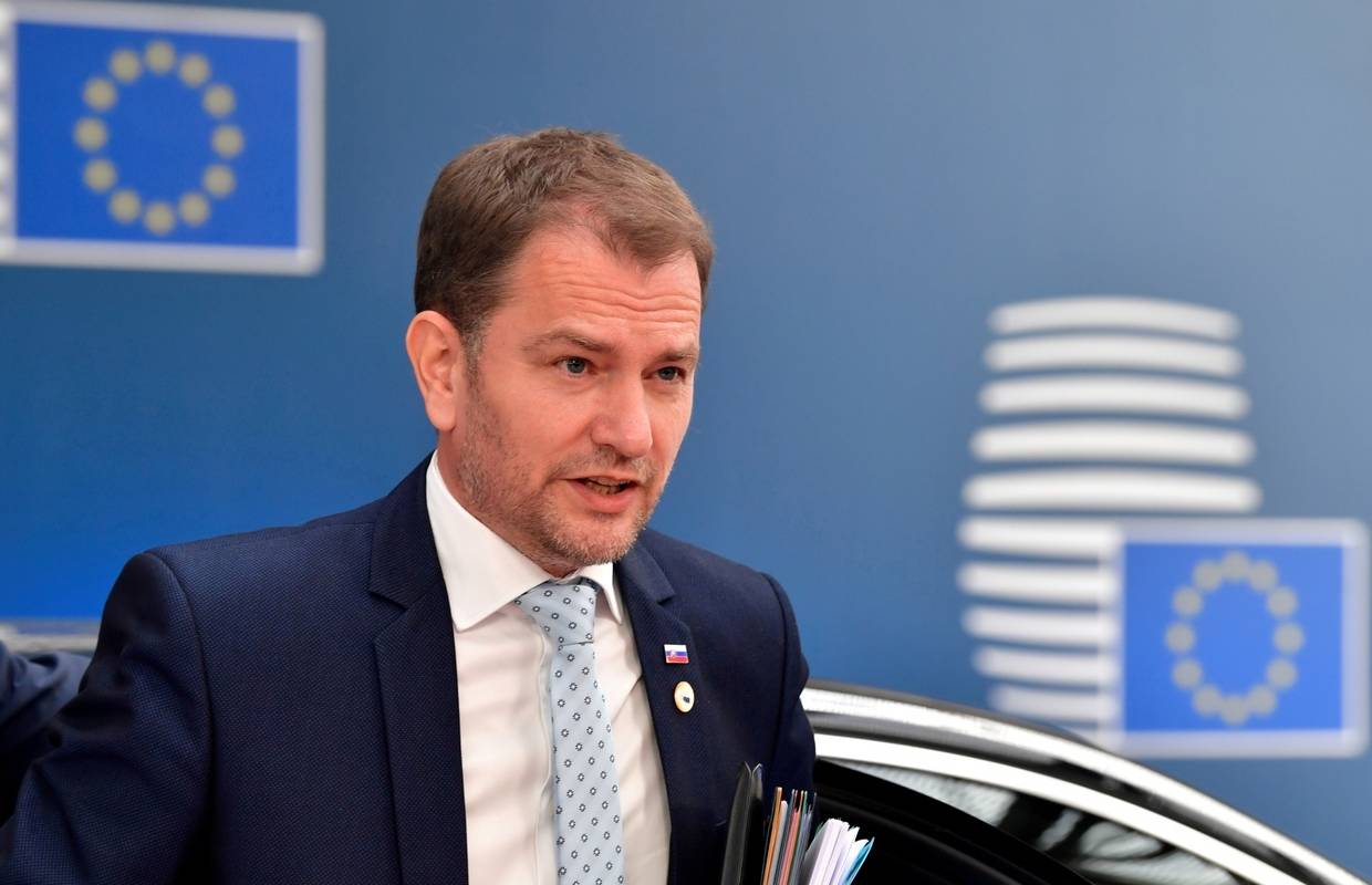 Slovački premijer požuruje EMU da ubrza odobrenje cjepiva: 'Mi čekamo, u pitanju su životi...'