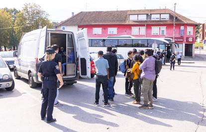 U pola sata policija spriječila dva pokušaja krijumčarenja 62 ilegalna migranta kod Topuskog