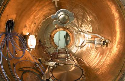 Novi CERN-ov pokus: Sad žele stvoriti antimateriju 