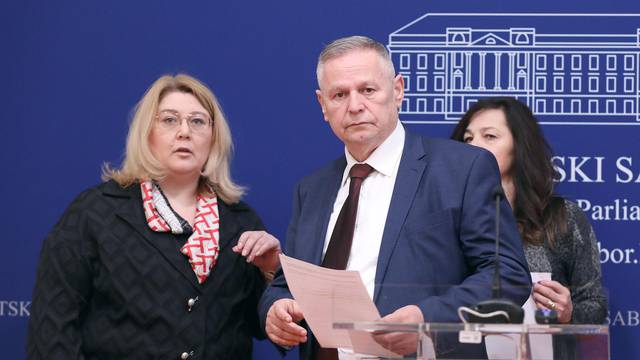 Zagreb: Prijeti li Hrvatskoj kolaps sustava socijalne skrb?