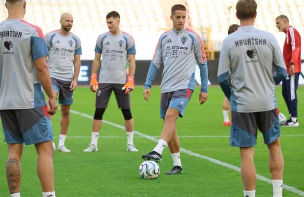 Split: Trening hrvatske nogometne reprezentacije uoči sutrašnje utakmice protiv Španjolske