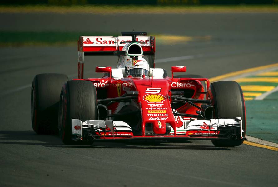 N. Rosberg slavio u Australiji, stravična nesreća F. Alonsa...