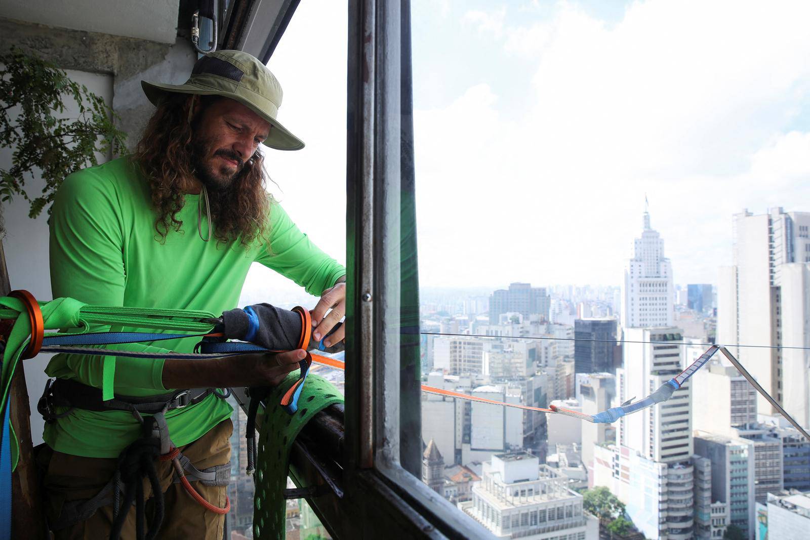 Highliners walk on the longest line of the Americas in Sao Paulo