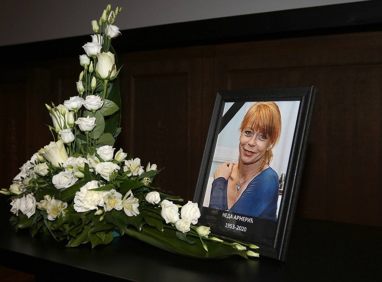 Commemoration of the death of Neda Arneric held at the Yugoslav Cinema. 
Komemoracija smrti Nede Arneric odrzana je u Jugoslovenskoj kinoteci.