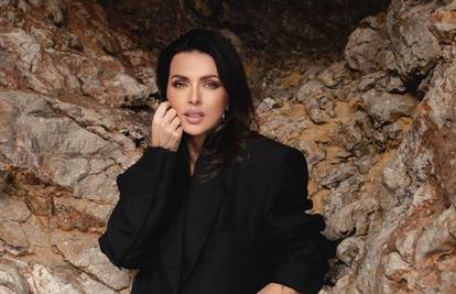 Sunčica Badrić za 24sata: 'Bilo bi divno snimiti duet s mojom Ninom! Obitelji je baš drago...'