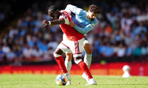 Gvardiol i Kova&ccaron;i&cacute; su na udaru engleskih medija. Hrvatski duo bio je nemo&cacute;an protiv Arsenala