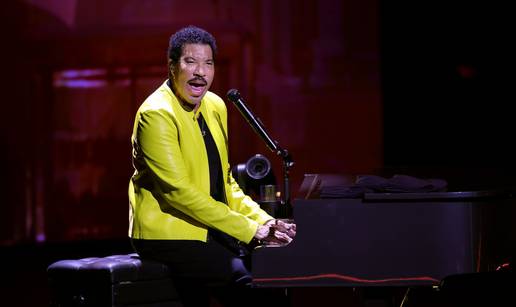 Lionel Richie (77) zavr&scaron;io je na intenzivnoj nakon koncerta