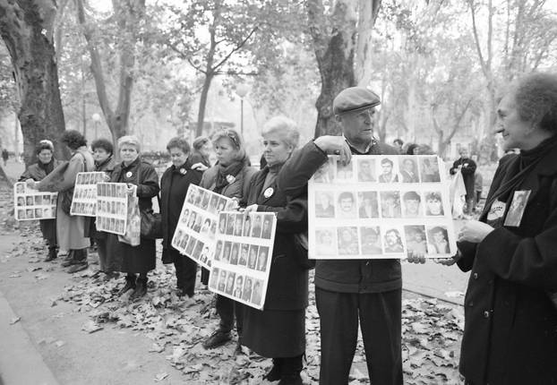 Prosvjed u Zagrebu za sve nastale u Vukovaru, 13.11.1995.