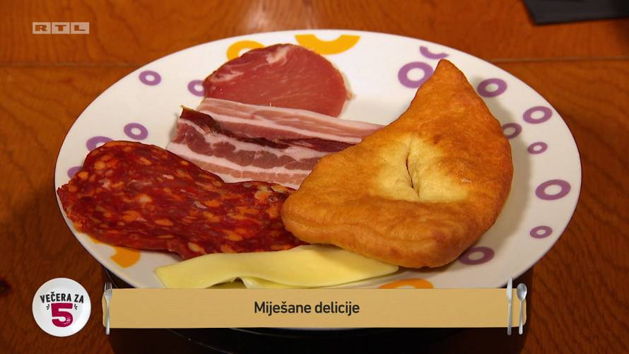 Jadranki su gledatelji zamjerili kako je spremila svinjetinu: 'Nedovoljno pečeni frišling'