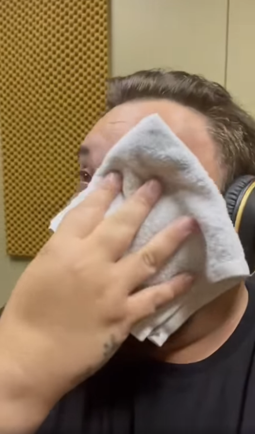 Houdek u suzama: 'Morao sam podijeliti svoje osjećaje s vama'