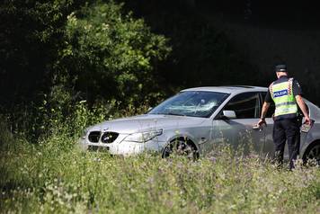 Zagreb: Automobil izletio s ceste tijekom policijske potjere