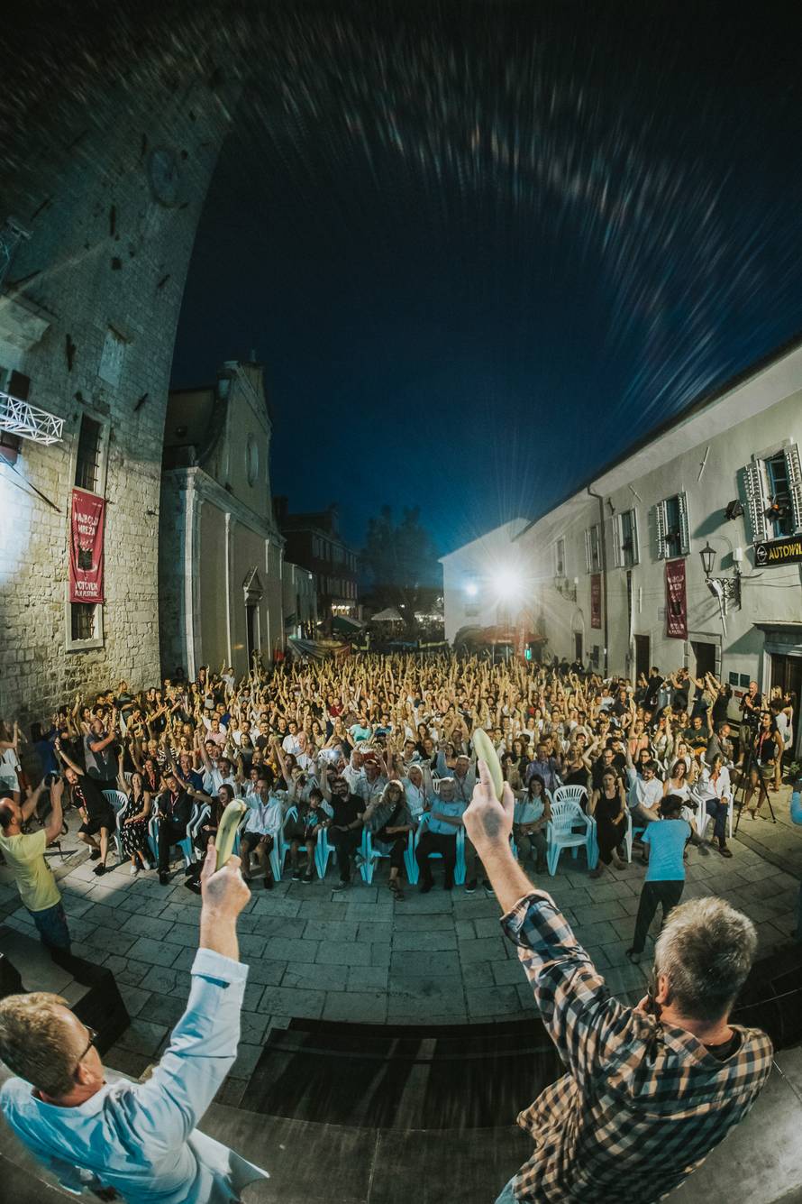 Uz zdravicu bananama započeo je 22. Motovun Film Festival...