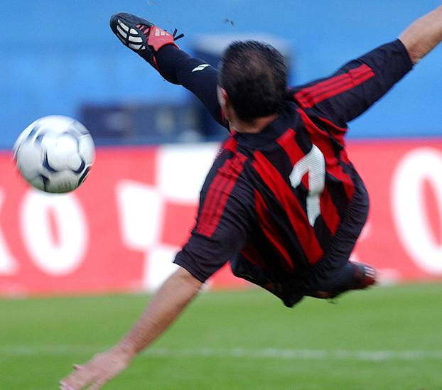 Zvonimir Boban oprostio se od nogometa revijalnom utakmicom na stadionu Maksimir, 07.10.2002.