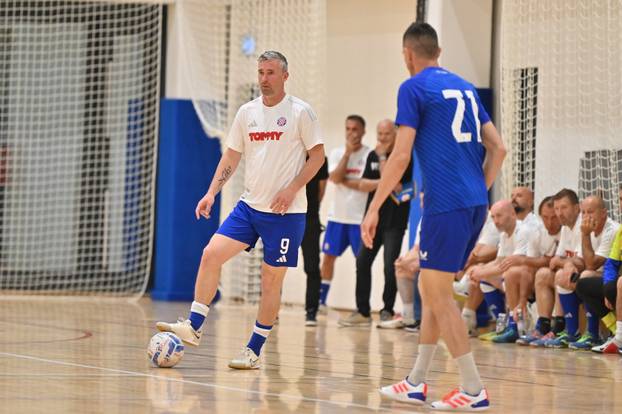 Makarska: Donatorska utakmica veterana Hajduk - Dinamo za Mladena Bartolovića