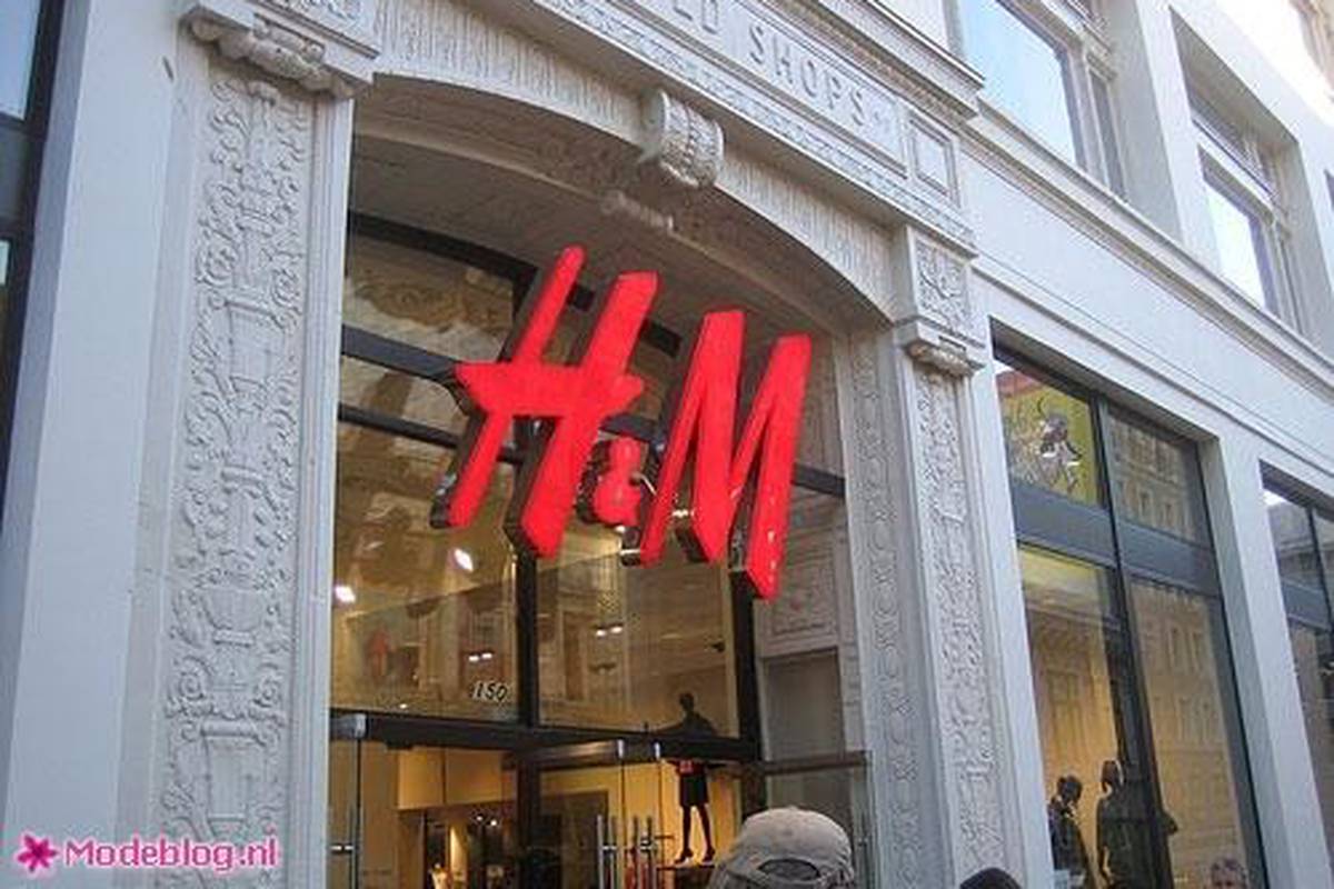 Osoblje H&M-a seksa se tijekom radnog vremena?!