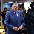 Opsadno stanje i novi verbalni rat. Dodik: 'Je**** se, dajte mi Schmidta da ga strpam u zatvor'