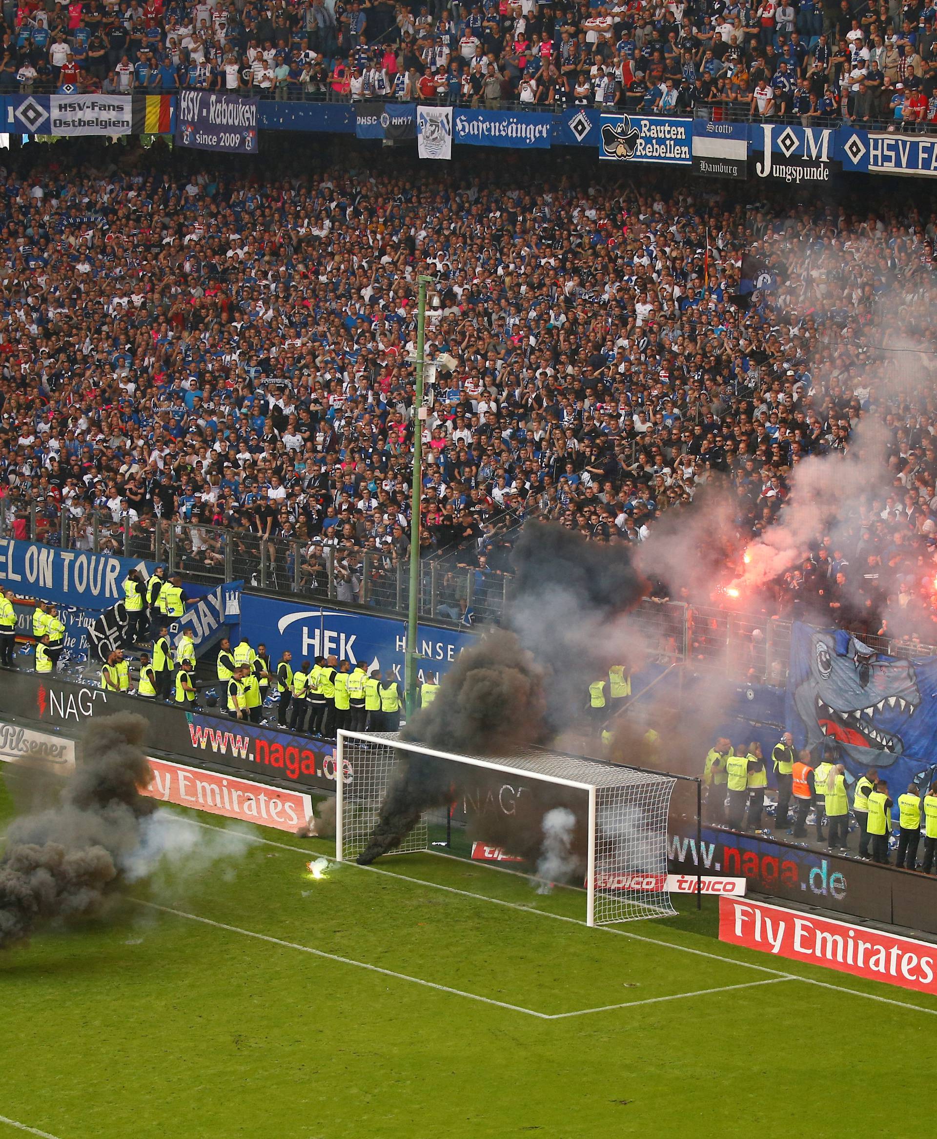 Bundesliga - Hamburger SV v Borussia Moenchengladbach