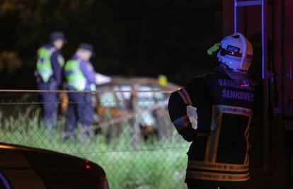 U naletu vlaka na auto umrla je djevojka (27), sestre ozlijeđene