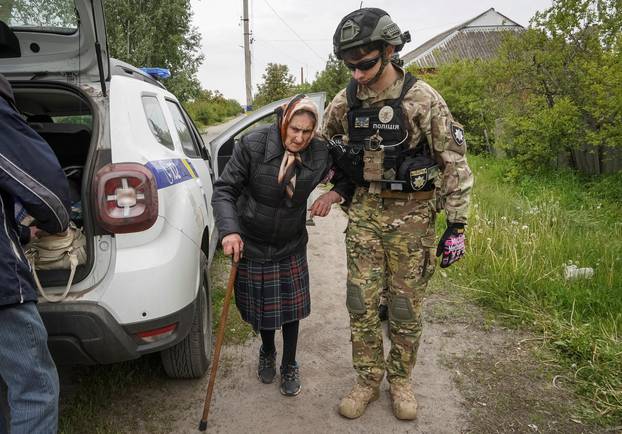 Evakuacija stanovnika kod Harkiva