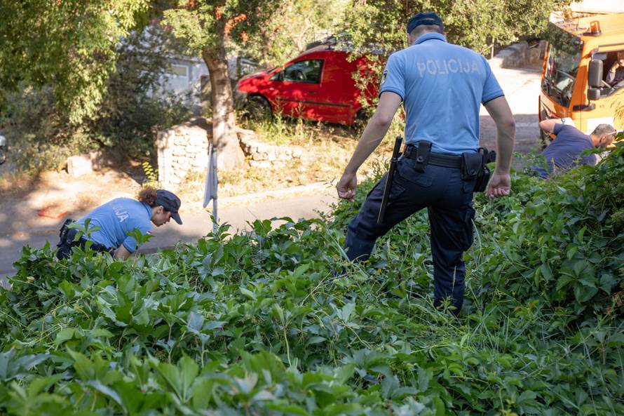 Dubrovnik: Sin u obiteljskoj kući pucao na roditelje,  očevid je u tijeku
