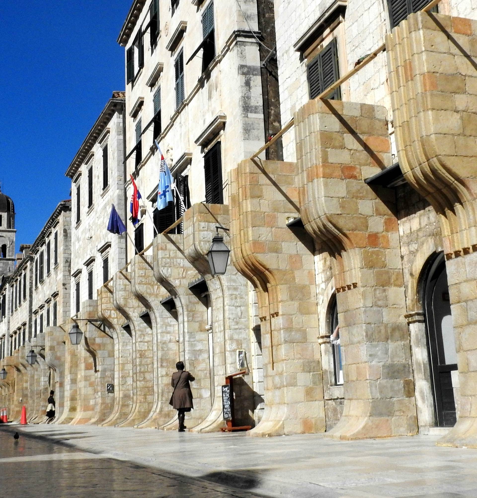 Pazite, snima se! Ovako ćete izbjeći Dubrovnik iz budućnosti